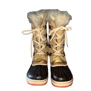 Sorel Joan of Arctic lace up boots 6